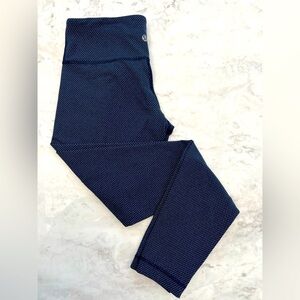 Lululemon Leggings. Color Navy Blue. Size 6